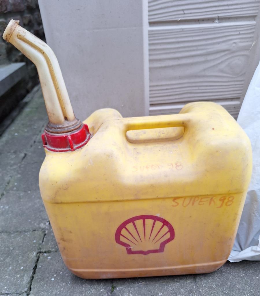 Bidon Shell année 1988, Envoi, Utilisé