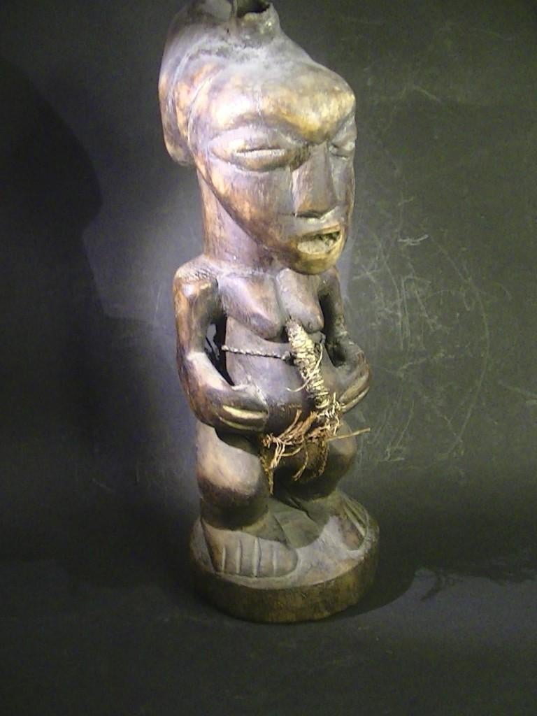 FIGURINE FÉTICHE SONGYE (vers 1955) 33cm - RD Congo, Enlèvement ou Envoi