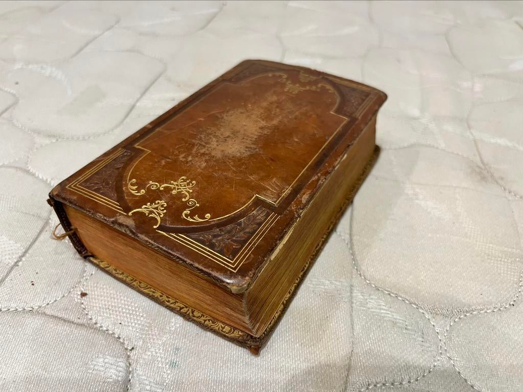 Ancien missel vespéral en français, Collections, Religion, Utilisé, Livre, Christianisme | Catholique