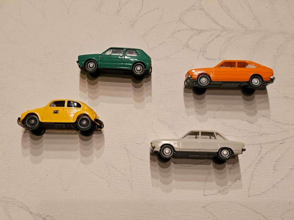 Set van 4 VW Vintage Ho-modellen, Hobby en Vrije tijd, Verzenden