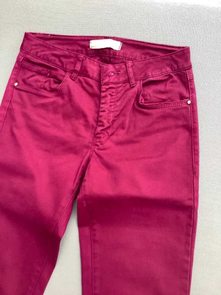 Bordeaux katoenen broek Zara maat 34, Kleding | Dames, Nieuw, Ophalen of Verzenden, Maat 34 (XS) of kleiner, Rood