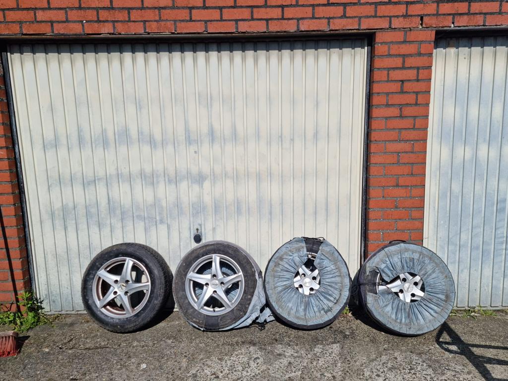 Autobanden te koop, Ophalen, Banden en Velgen, Nieuw, 185 mm