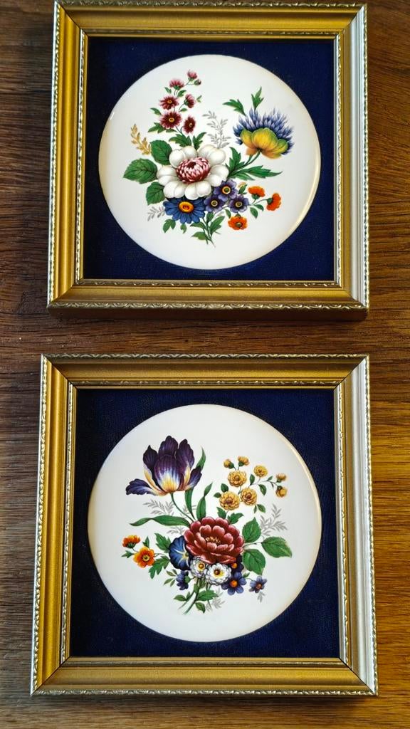 2 x vintage keramische  handgeschilderde tegel, Ophalen of Verzenden
