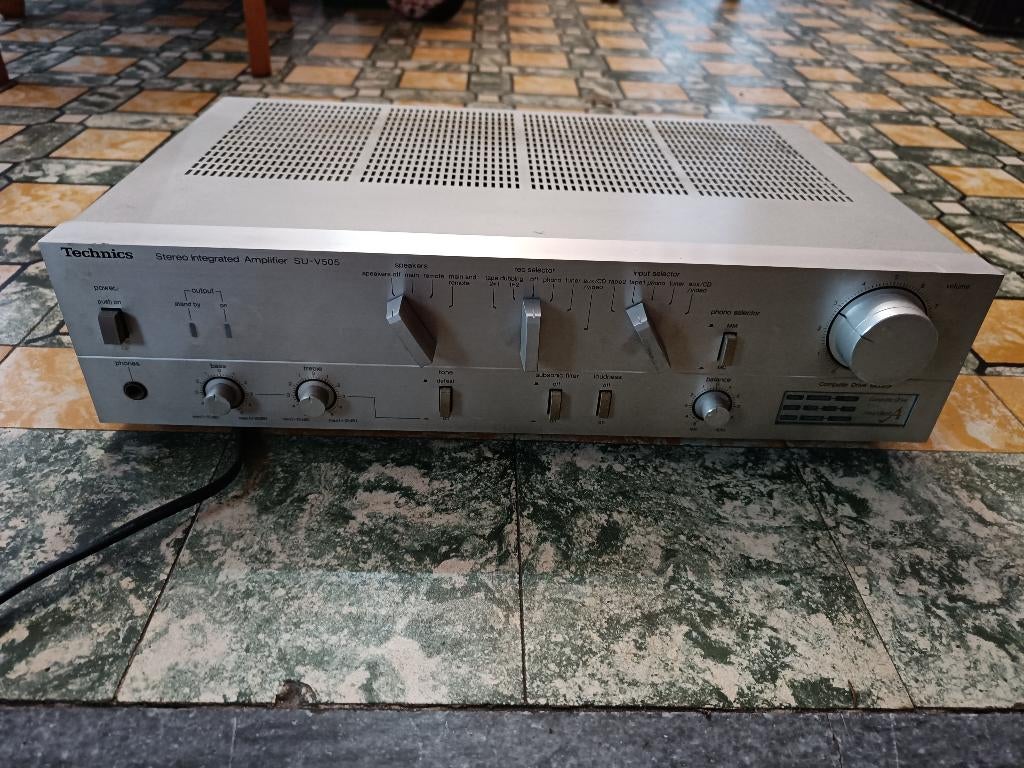 Amplifier Versterker Technics SU-V505 vintage, Ophalen of Verzenden, Gebruikt