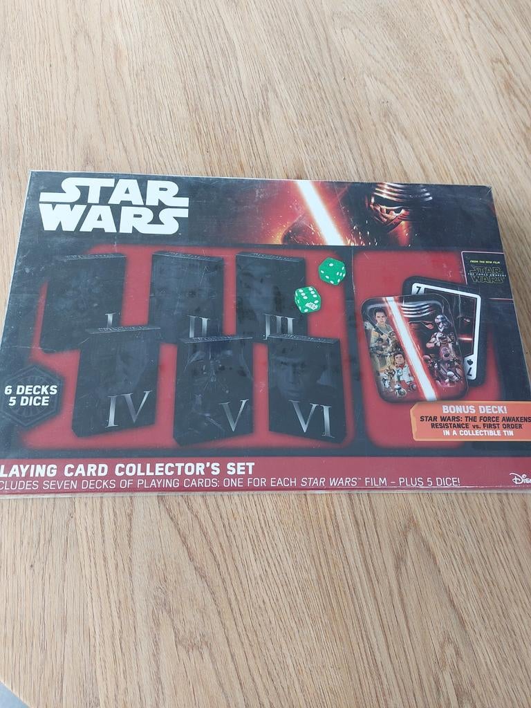 Star wars playing card collectors set, Enlèvement ou Envoi