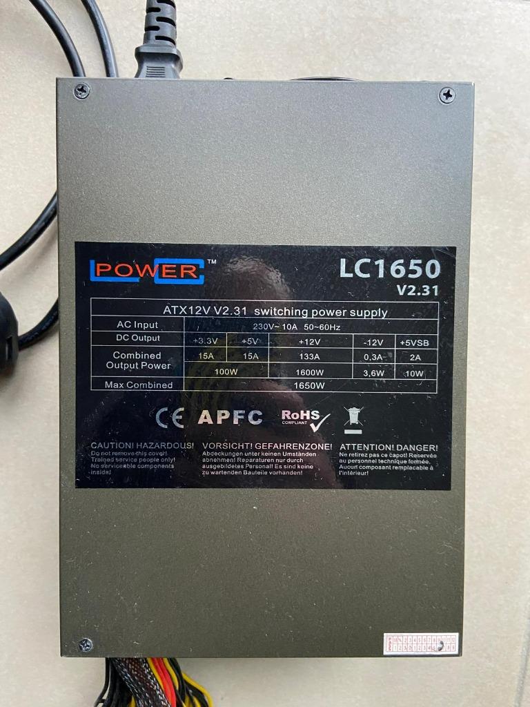 LC Power voeding 1600 W, Computers en Software, Interne voedingen, Ophalen of Verzenden, Zo goed als nieuw