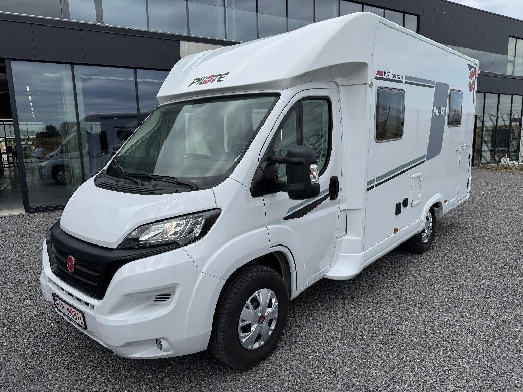Pilote P 650 C Expression, Caravanes & Camping, Camping-cars, 6 à 7 mètres, Siège standard, Entreprise, Boîte manuelle