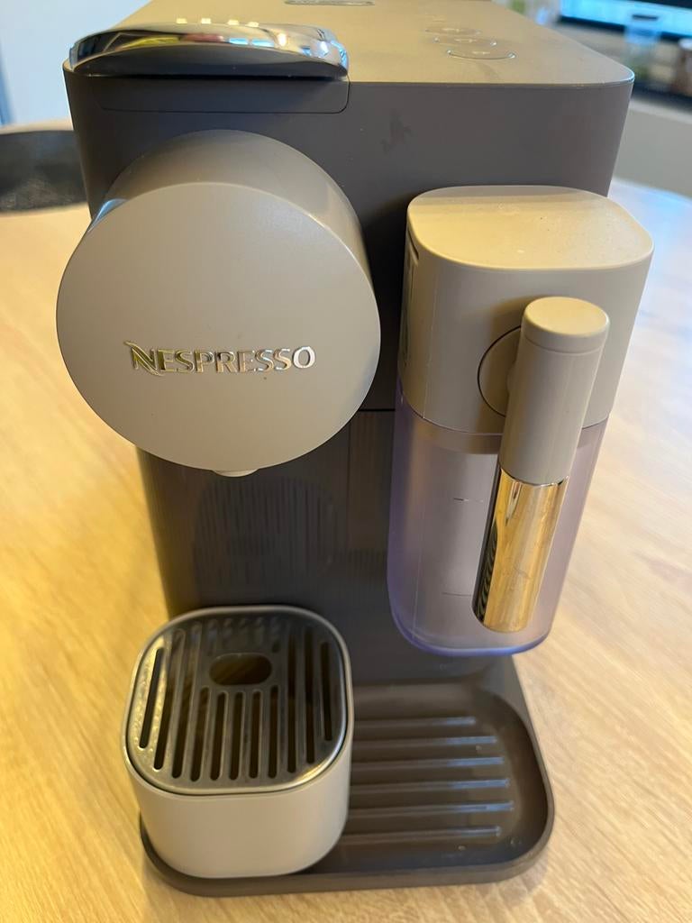 Machine à café Nespresso, Enlèvement, Comme neuf
