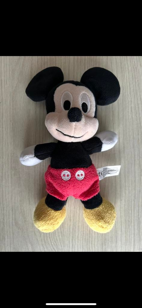 Mickey Mouse knuffel 17 cm, Kinderen en Baby's, Speelgoed | Knuffels en Pluche, Ophalen of Verzenden
