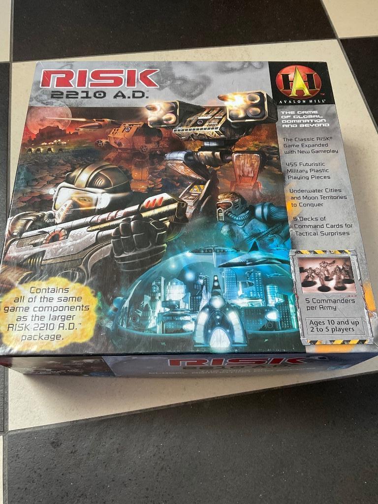 Gezelschapsspel Risk 2210 A.D. Hasbro Avalon Hill, Hobby en Vrije tijd, Ophalen of Verzenden, Zo goed als nieuw
