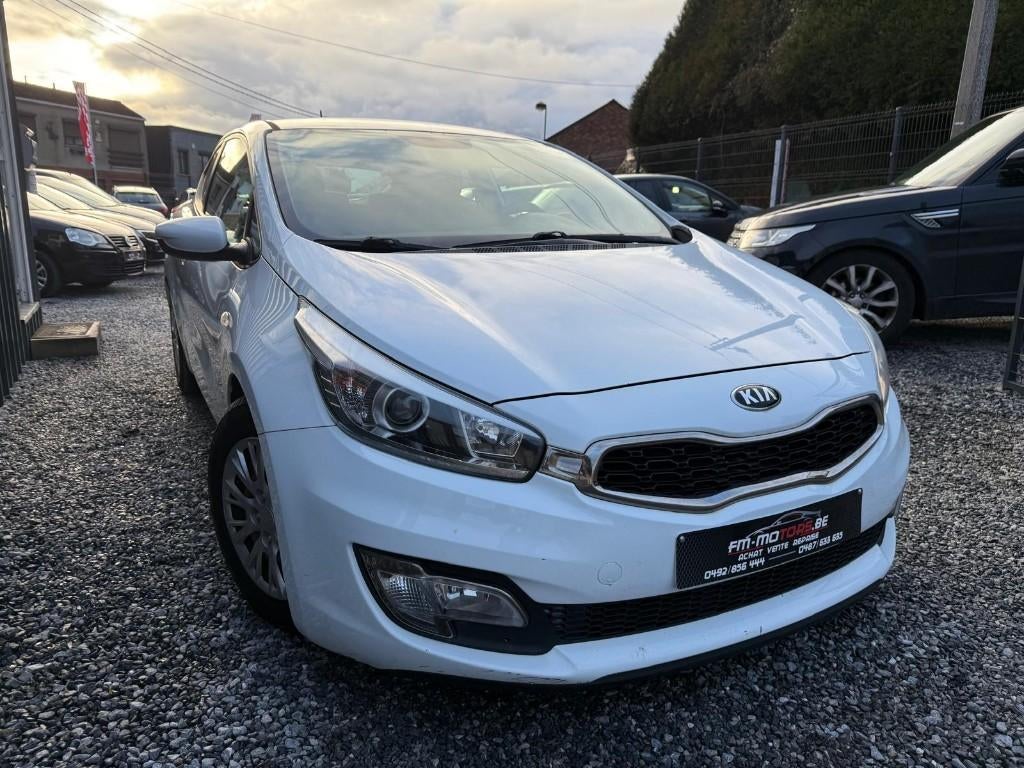 Kia ProCeed 1.6 CRDi Mind/Airco/Onderhoud + CT OK, Auto's, Voorwielaandrijving, Euro 5, Stof, Zwart