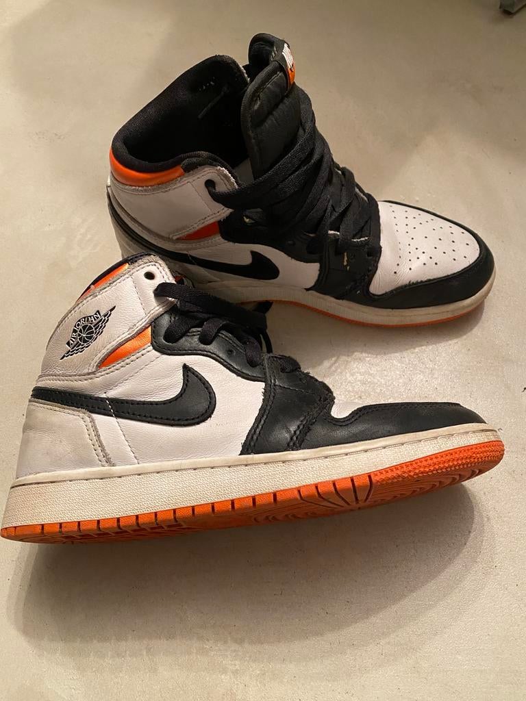 Air jordan 1 retro high OG ‘electro orange’, Kleding | Heren, Schoenen, Ophalen of Verzenden, Gedragen