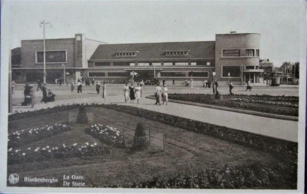 POSTKAART- BLANKENBERGE, HET STATION, Verzamelen, Ophalen of Verzenden, Ongelopen, West-Vlaanderen