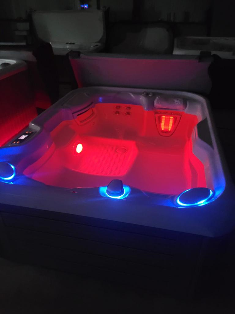 Hotspring jacuzzi jetsetter nxt, Ophalen, Zo goed als nieuw