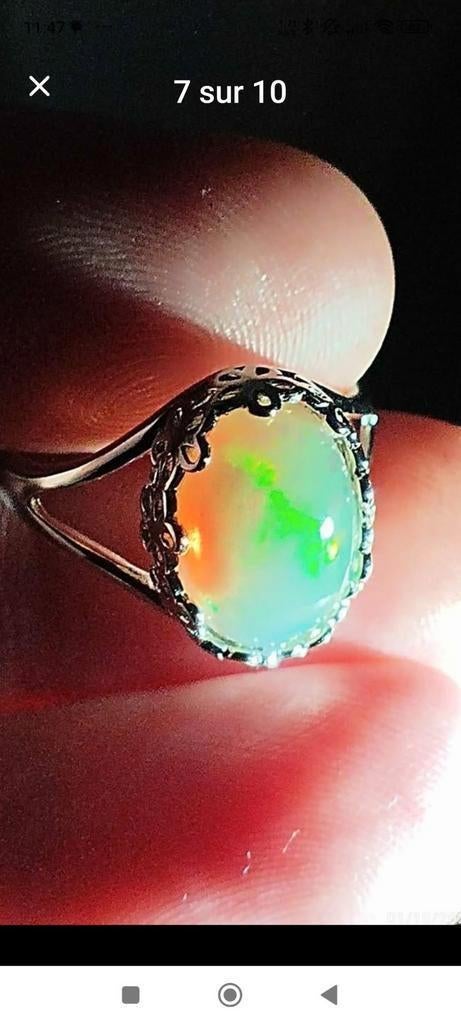 Bague réglable en argent massif avec superbe opale naturelle, Neuf, Enlèvement, Argent, Argent