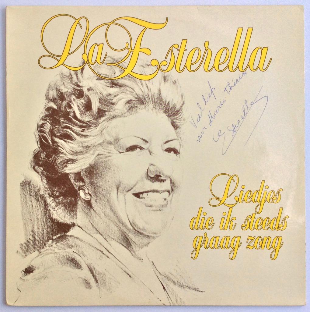 La Esterella - Liedjes die ik steeds graag zong GESIGNEERD, CD & DVD, Vinyles | Néerlandophone, Utilisé, Chanson réaliste ou Smartlap