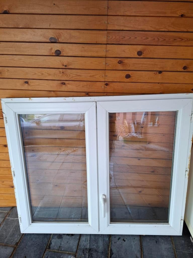 Châssis PVC blanc double vitrage, Bricolage & Construction, Vitres, Châssis & Fenêtres, Utilisé, Fenêtre de façade ou Vitre, 80 à 120 cm