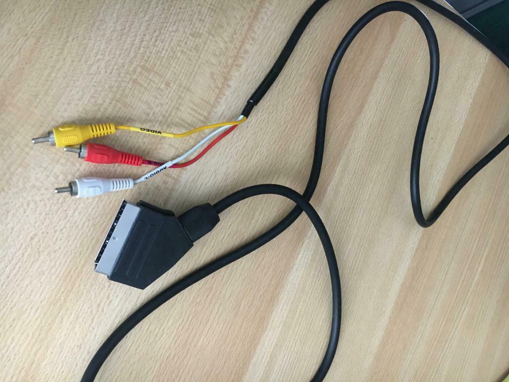 câble péritel vers 3 rca audio et vidéo   long.  190 cm, Enlèvement ou Envoi, Utilisé, Moins de 2 mètres, Câble péritel