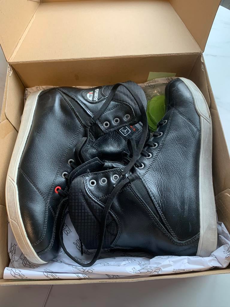 Motorbotten TCX M44 nieuw leder, Motoren, Ophalen