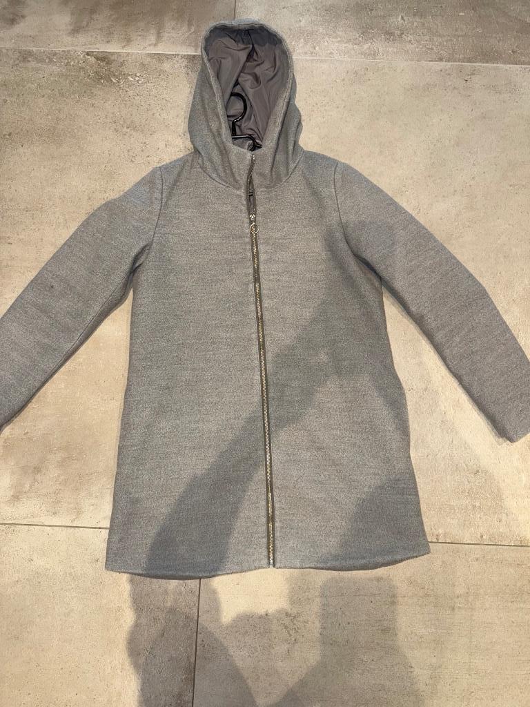 Veste Vila grise à capuche, Gris, Enlèvement ou Envoi, Taille 36 (S), Vila
