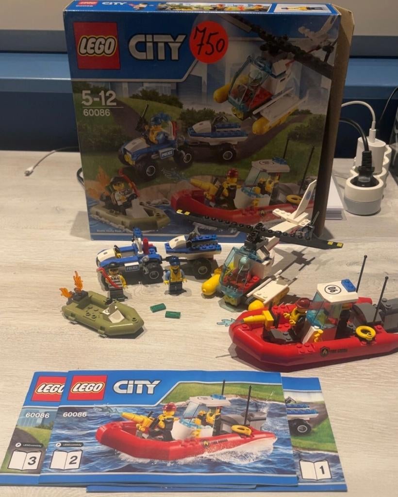 230. Lego City #60086:City Starter Set (volledig met doos), Ophalen of Verzenden, Zo goed als nieuw, Complete set, Lego