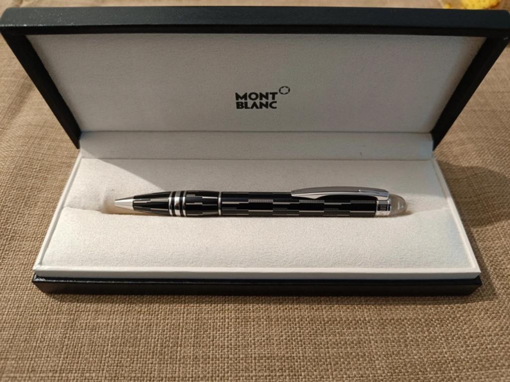 Montblanc starwalker mistery, Neuf, Avec boîte, Enlèvement, Fineliner