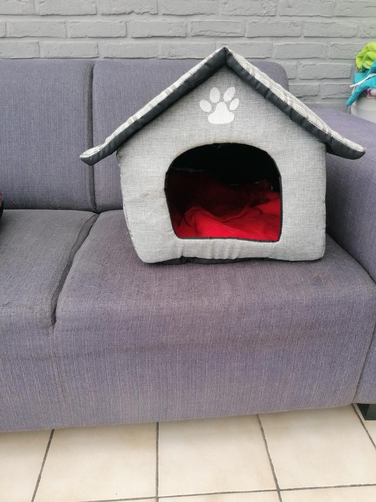 Honden huisje, Ophalen, Zo goed als nieuw