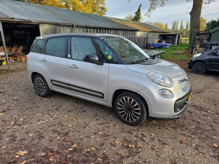 Portier 4Deurs rechts-voor van een Fiat 500L (957), Gebruikt, -, Deur, -