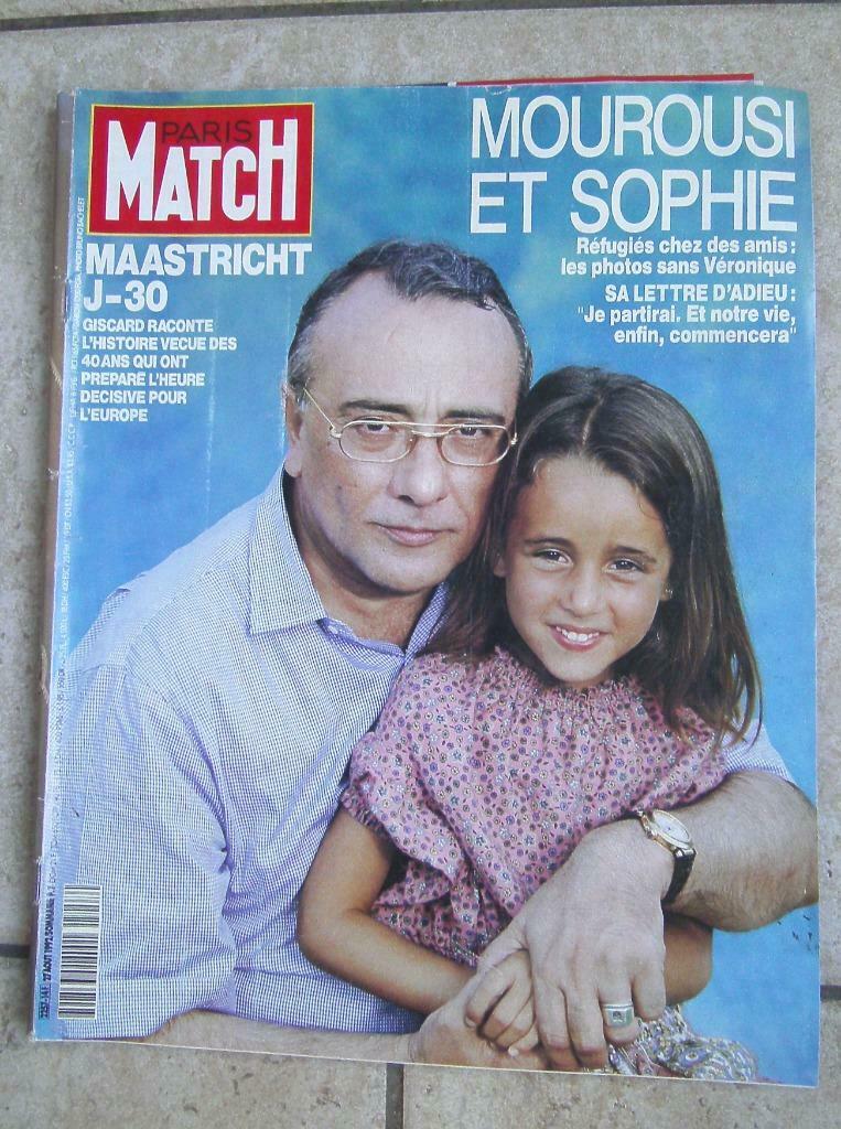 Paris Match  1992  "Mourousi / Romy Schneider", Ophalen of Verzenden, Gelezen, Damesbladen