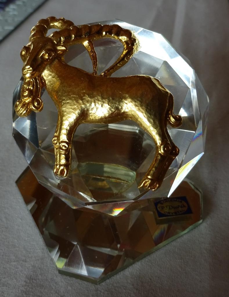 bohemian kristal- horoscoopteken steenbok-goudkleurig, Antiek en Kunst, Ophalen