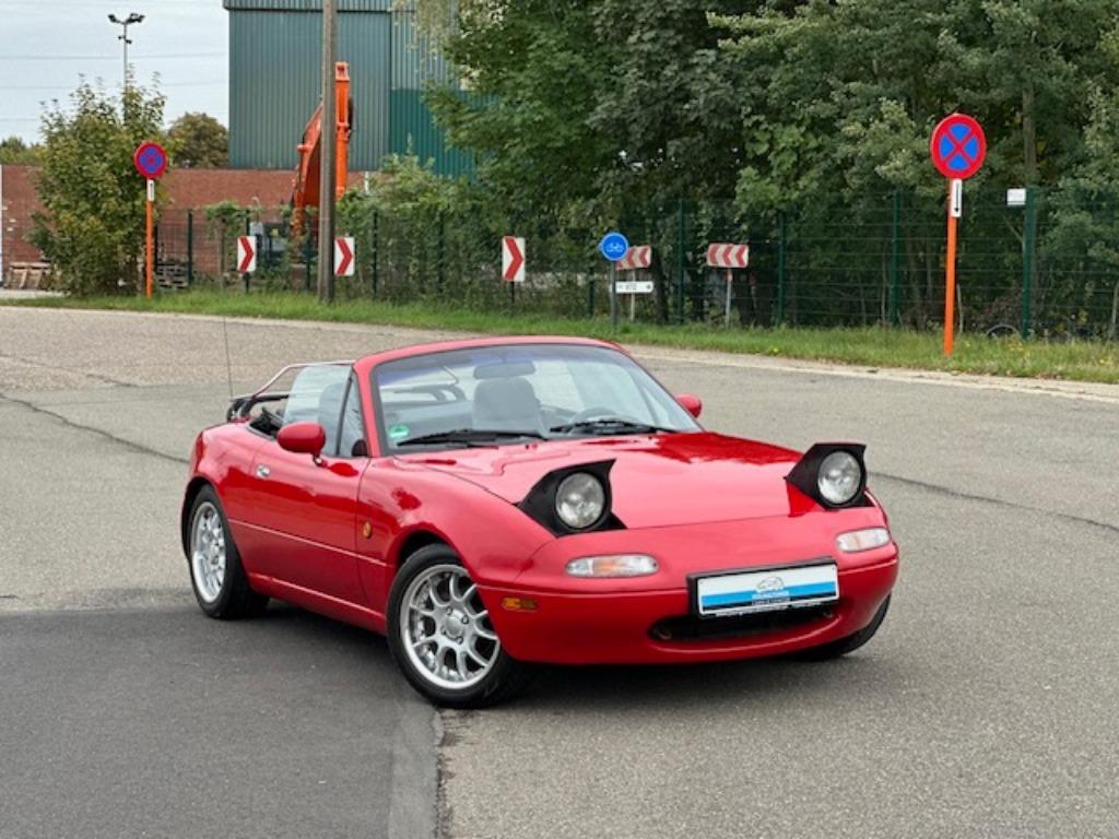 Mazda MX-5 1.6i 16v NA | Verlaagd | Nieuwe distributie, Autos, Mazda, Rouge, Achat, Entreprise, Boîte manuelle