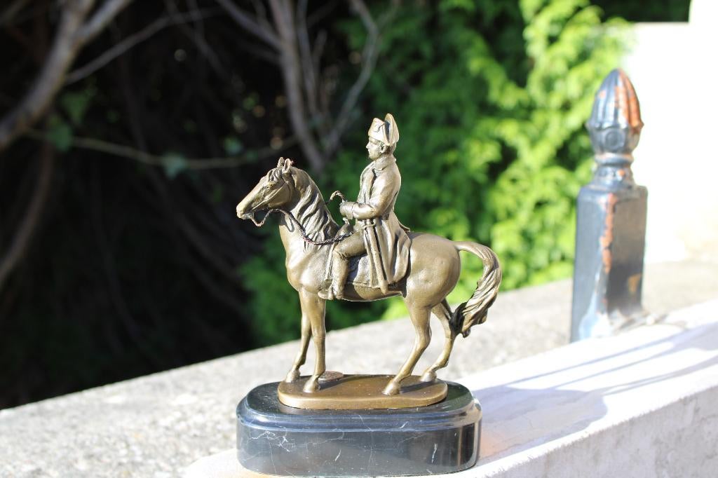 napoléon a cheval en bronze signé , CANOVA, Antiquités & Art, Enlèvement ou Envoi, Bronze