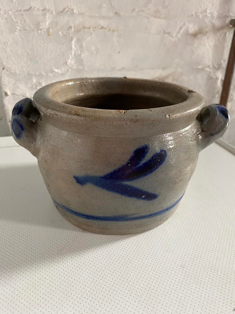 Pot en grès gris et motif bleu, Antiquités & Art