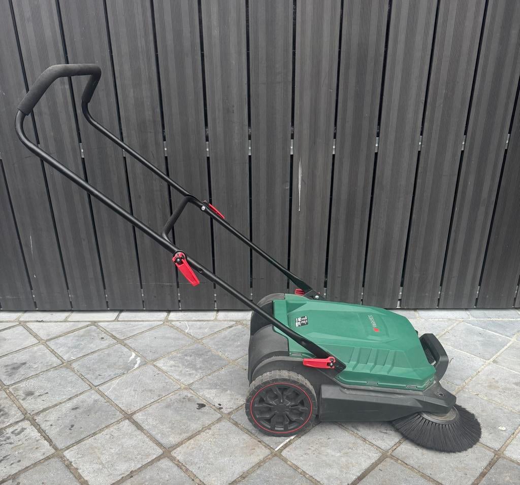 Veegmachine, Ophalen, Zo goed als nieuw
