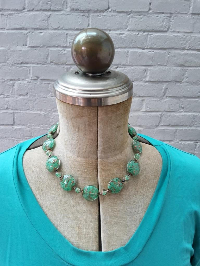 Prachtige turquoisekleurige ketting gouden details - défaut, Ophalen of Verzenden