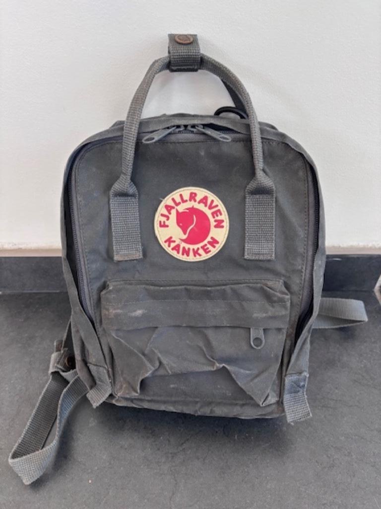 Fjallraven Kanken Mini, Handtassen en Accessoires, Tassen | Rugtassen, Ophalen of Verzenden, Gebruikt, Overige merken