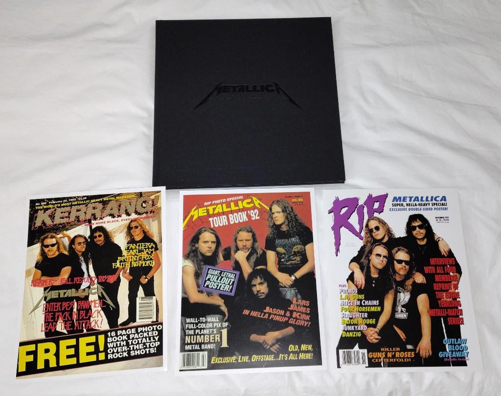Black Album Metallica Hardcover Boek 120 pagina's + cadeau, Boeken, Ophalen of Verzenden, Zo goed als nieuw