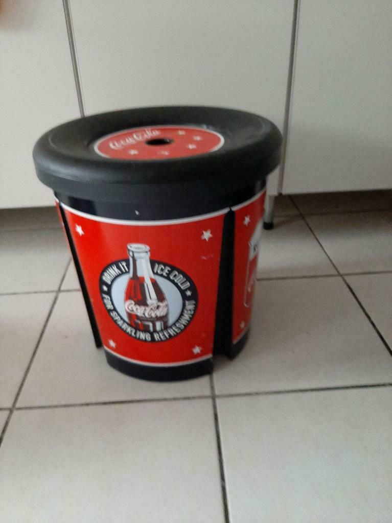 Bac avec couvercle Coca-Cola pour mettre des glaçons et les, Ophalen, Zo goed als nieuw