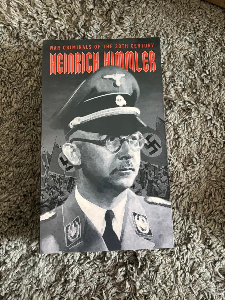 1/6 figuur Heinrich Himmler - war criminals of 20 century, Enlèvement ou Envoi