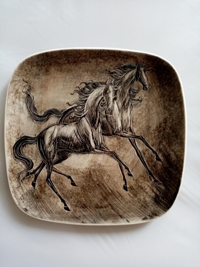 Assiette  céramique  Jean Claud Taburet/Quimper 60s  23cm, Enlèvement ou Envoi
