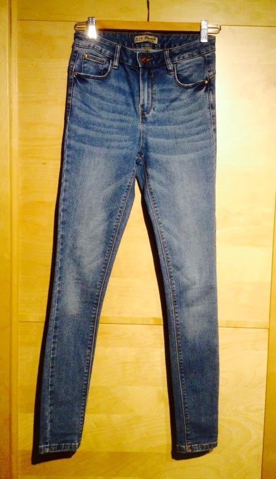 Lot de jeans femme S/36, Vêtements | Femmes, Enlèvement ou Envoi, Comme neuf, Bleu, W28 - W29 (confection 36)