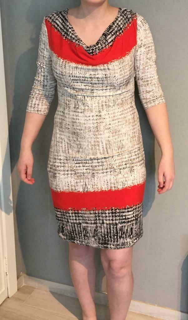 Jurk van Apanage (38), Kleding | Dames, Maat 38/40 (M), Beige, Ophalen of Verzenden, Zo goed als nieuw