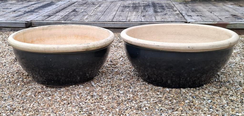 2 identieke geglazuurde zware bloempotten diam.48cm x H20cm, Tuin en Terras, Ophalen, Zo goed als nieuw