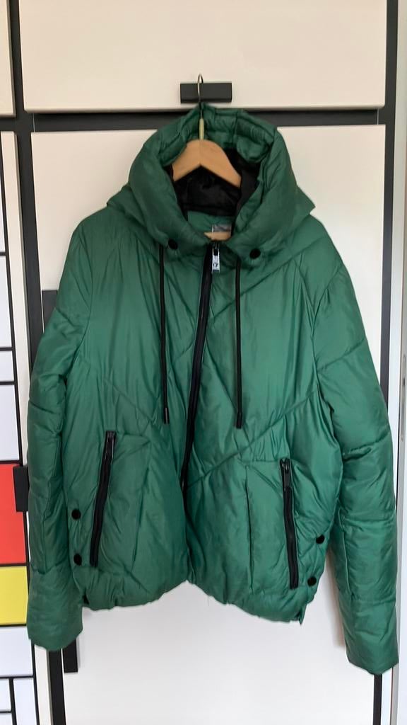 Puffer jacket / donsjas Groen Geisha, Geisha, Ophalen of Verzenden, Jasje, Maat 36 (S)