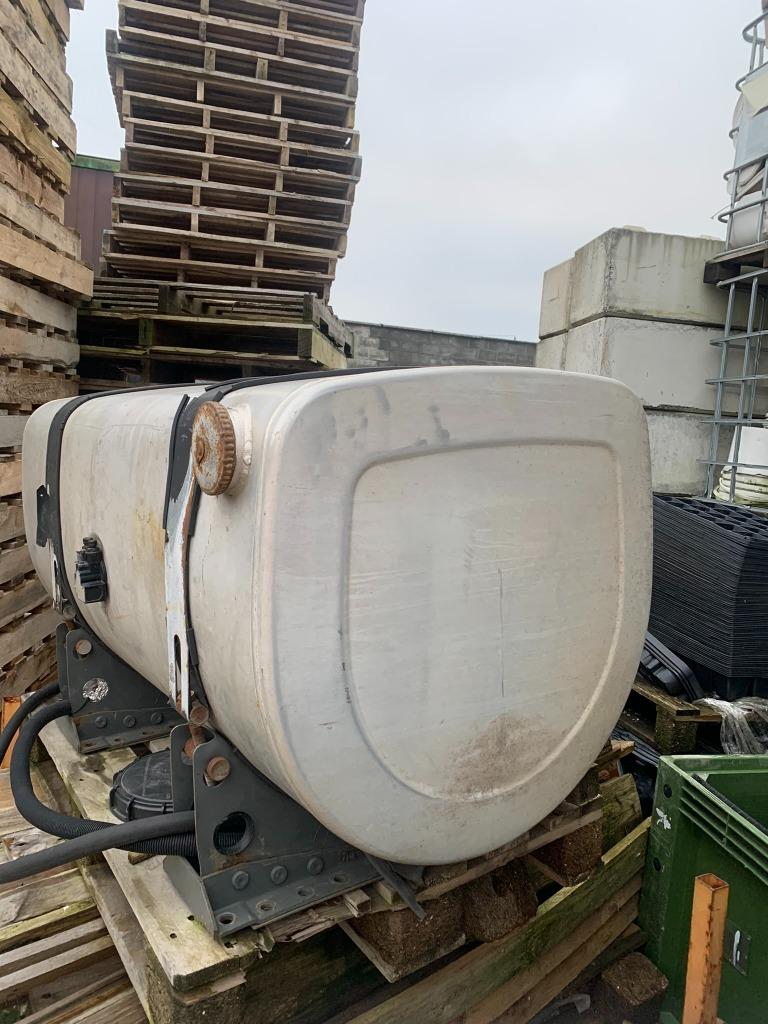 Diesel tank (Aluminium), Ophalen, Gebruikt