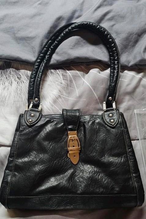Vintage handtas gucci zwart met kors, Handtassen en Accessoires, Tassen | Damestassen, Ophalen of Verzenden, Nieuw, Zwart, Handtas