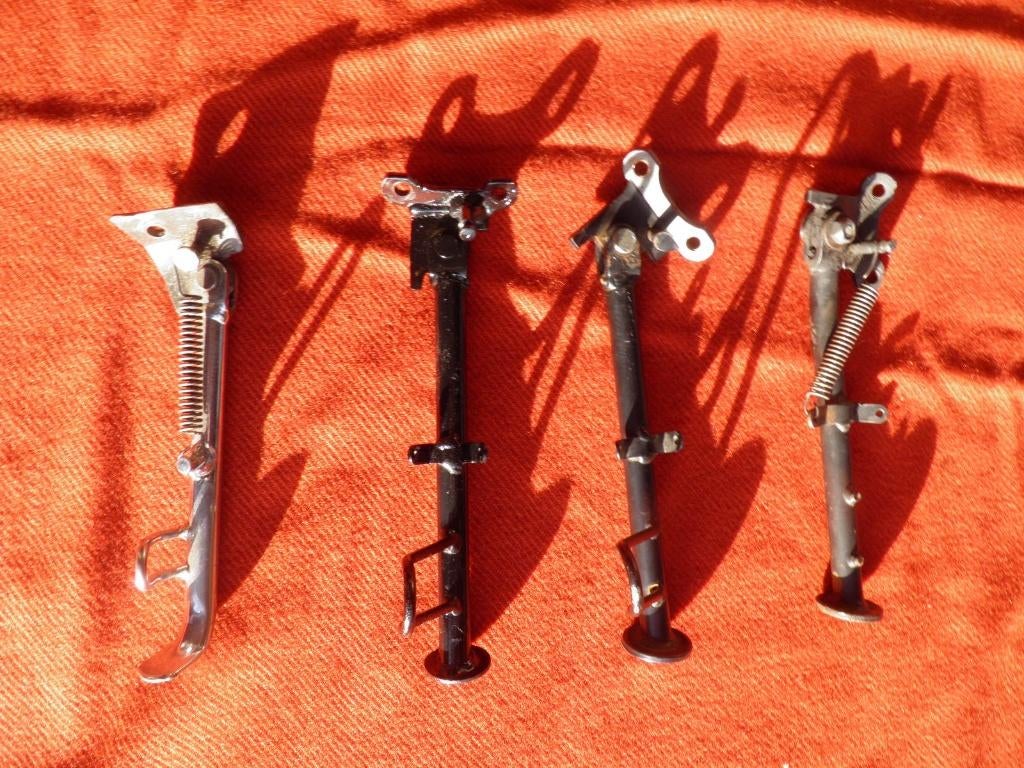 Schuine staander / pikkel voor Honda Wallaroo., Vélos & Vélomoteurs, Pièces de cyclomoteur | Général, Utilisé, Autres types, Enlèvement