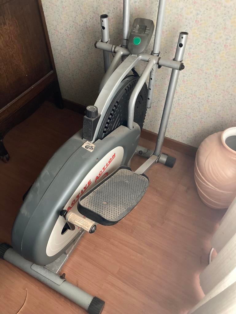 Hometrainer, Sport en Fitness, Ophalen, Gebruikt, Overige typen