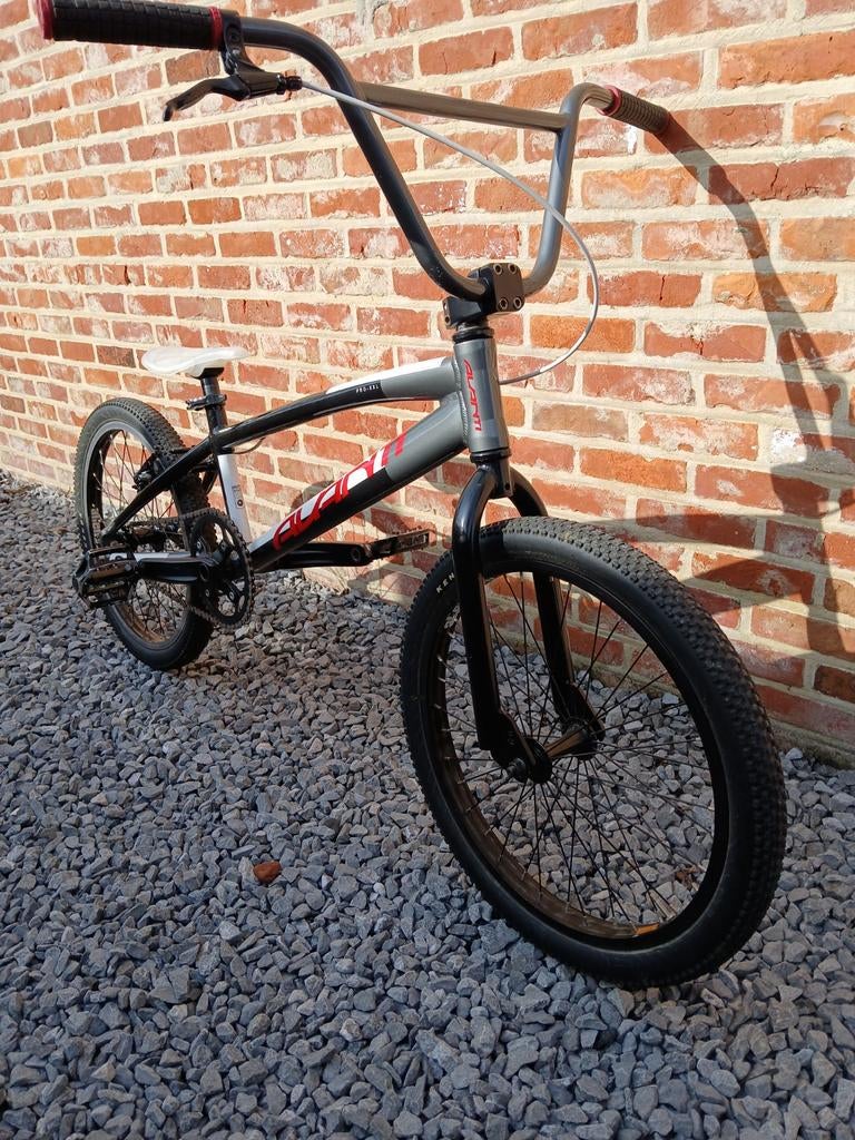 Bmx avanti pro xxl, Fietsen en Brommers, Ophalen
