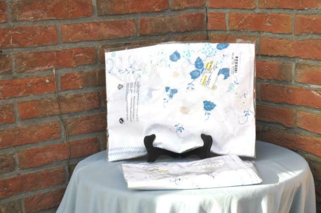 §nappe ronde +6 serviettes neuve, Maison & Meubles, Cuisine | Linge de cuisine, Enlèvement ou Envoi, Neuf, Nappe ou Toile cirée